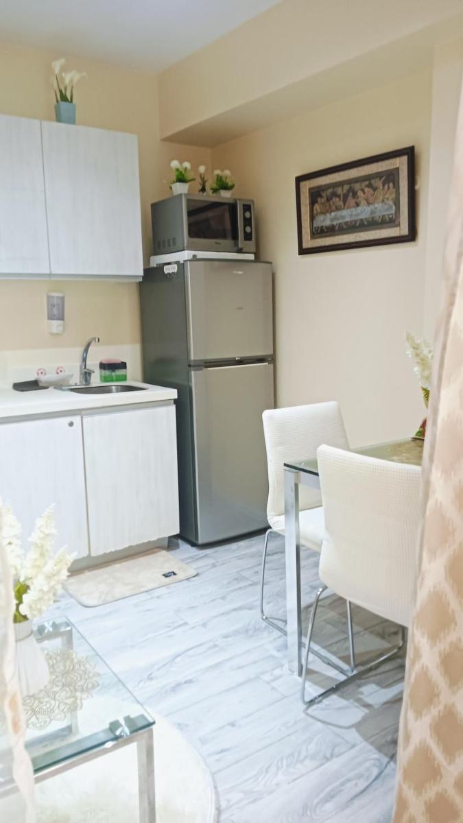 Suitetrails - Jn staycation urban azure