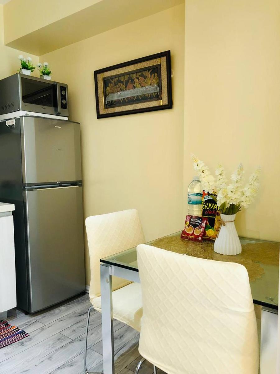 Suitetrails - Jn staycation urban azure