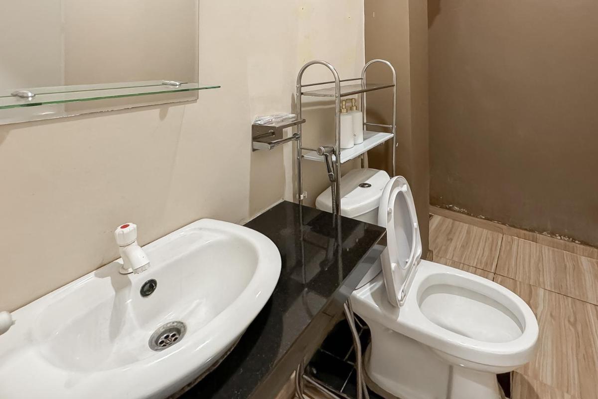 Hotel Kita Syariah RedPartner Tanggeung - Housity