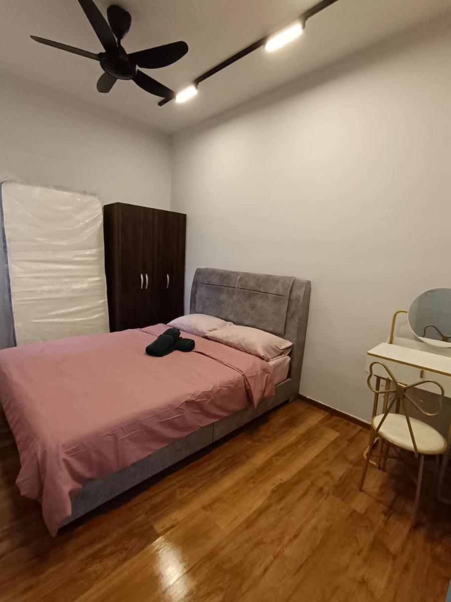 ADMIRAL Residences title - Hizvo