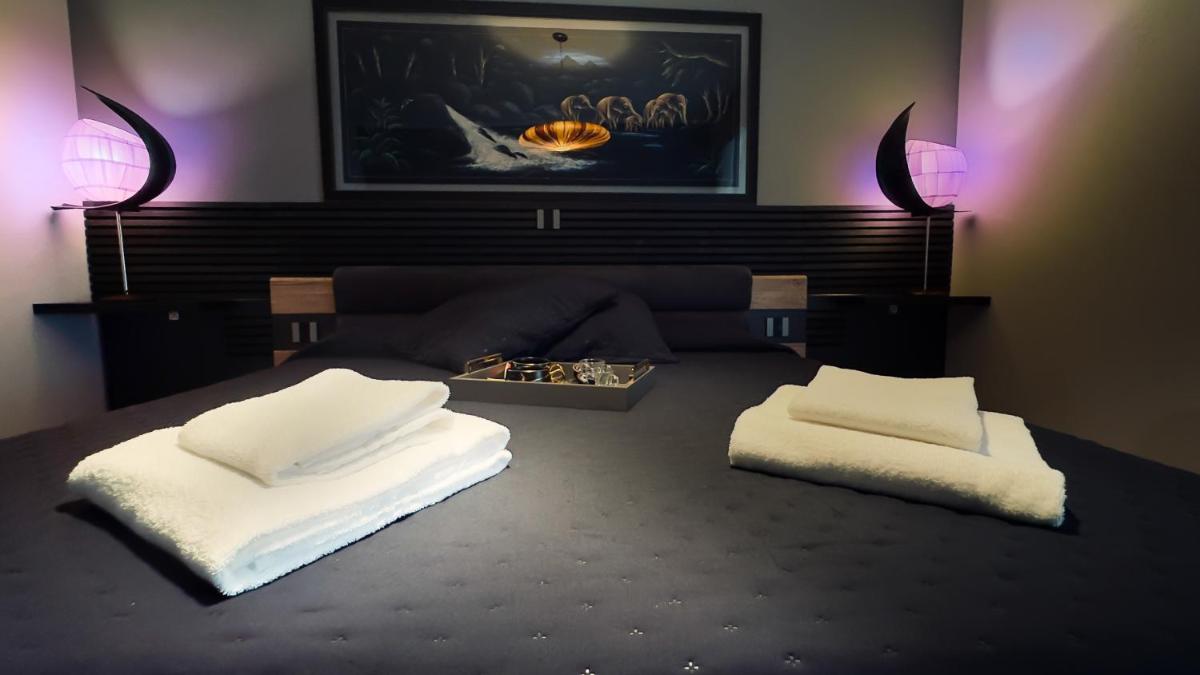 Hotel Roma - Housity