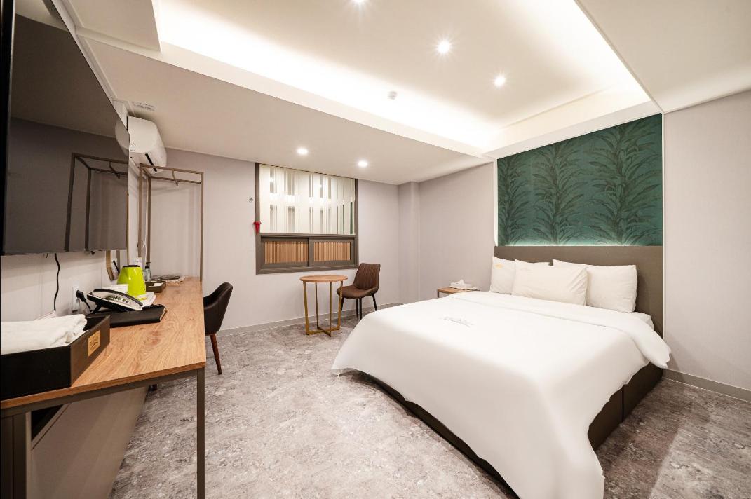 Bundang Regency Hotel - Housity