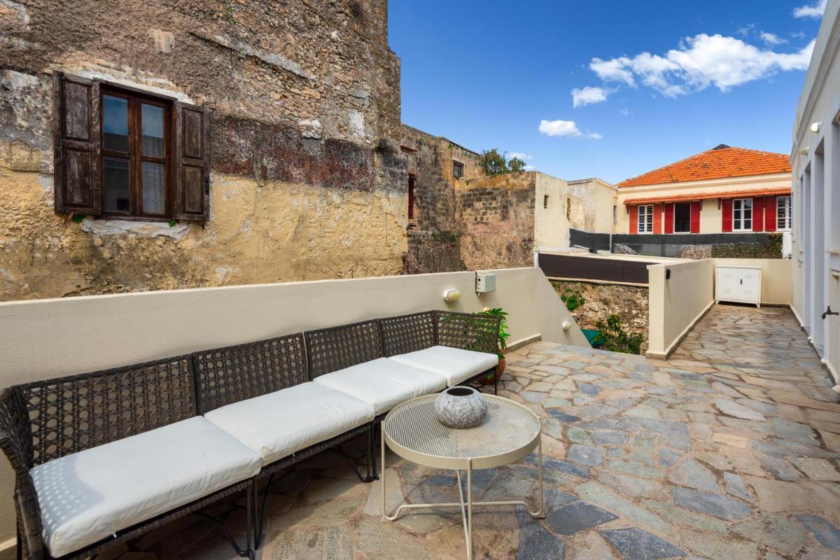 Cleomenes Old Town Studios - Housity