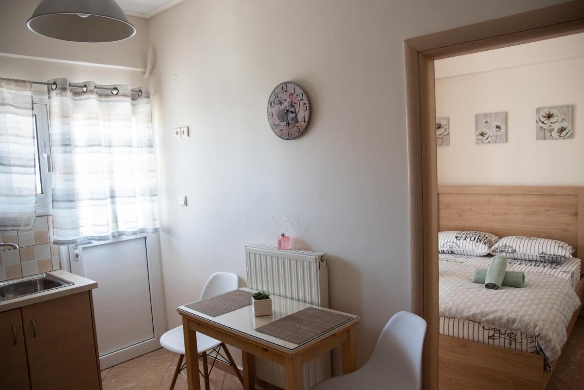 Modern apartment at Nea Artaki 2 - Housity