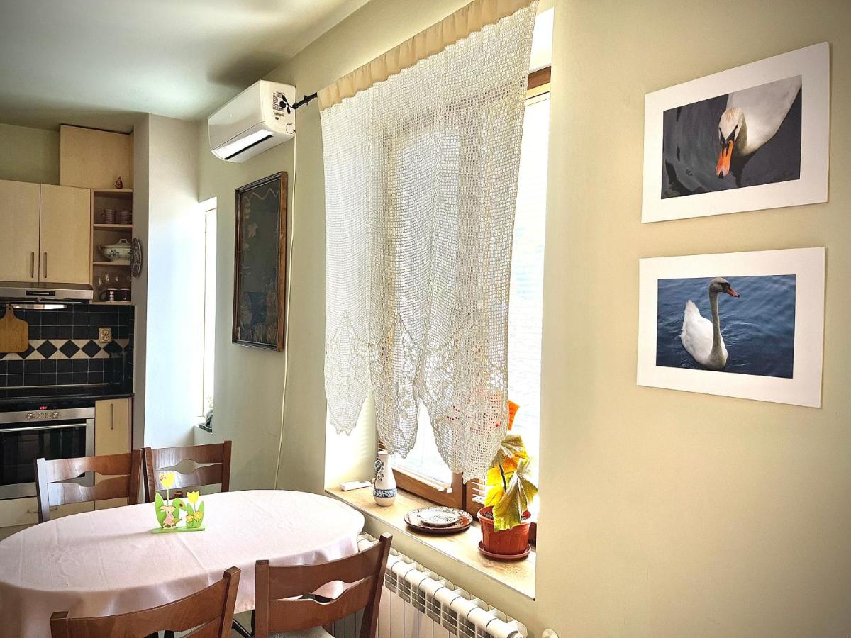 The Sunny Guest House of Veliko Tarnovo-Amazing View, Top Location - Housity