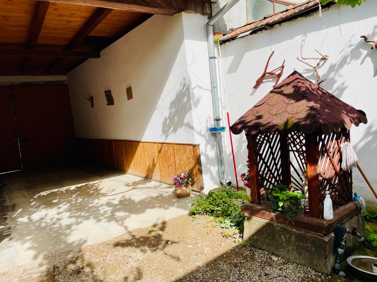 Balla House - Housity