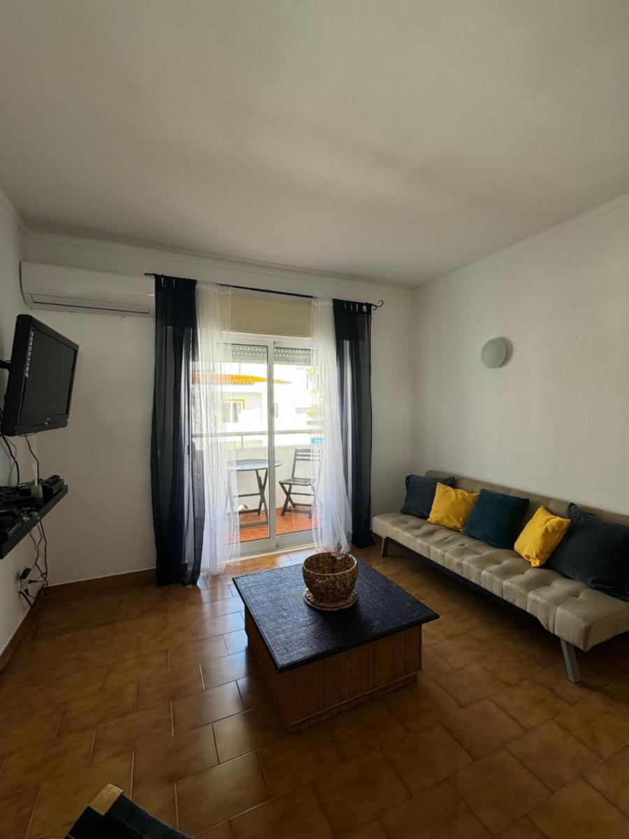 Mira T1 Apartment - Housity