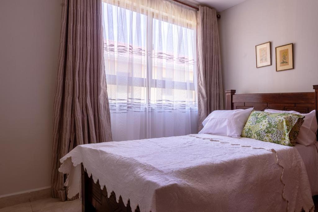 Executively furnished 3br apartment located 15minutes from JKIA - Housity