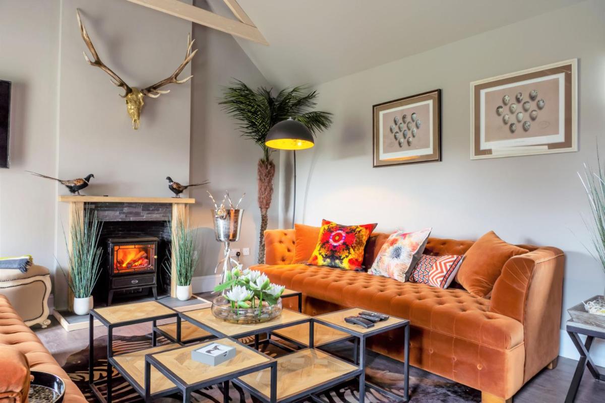 Broomlands Farmhouse - Housity