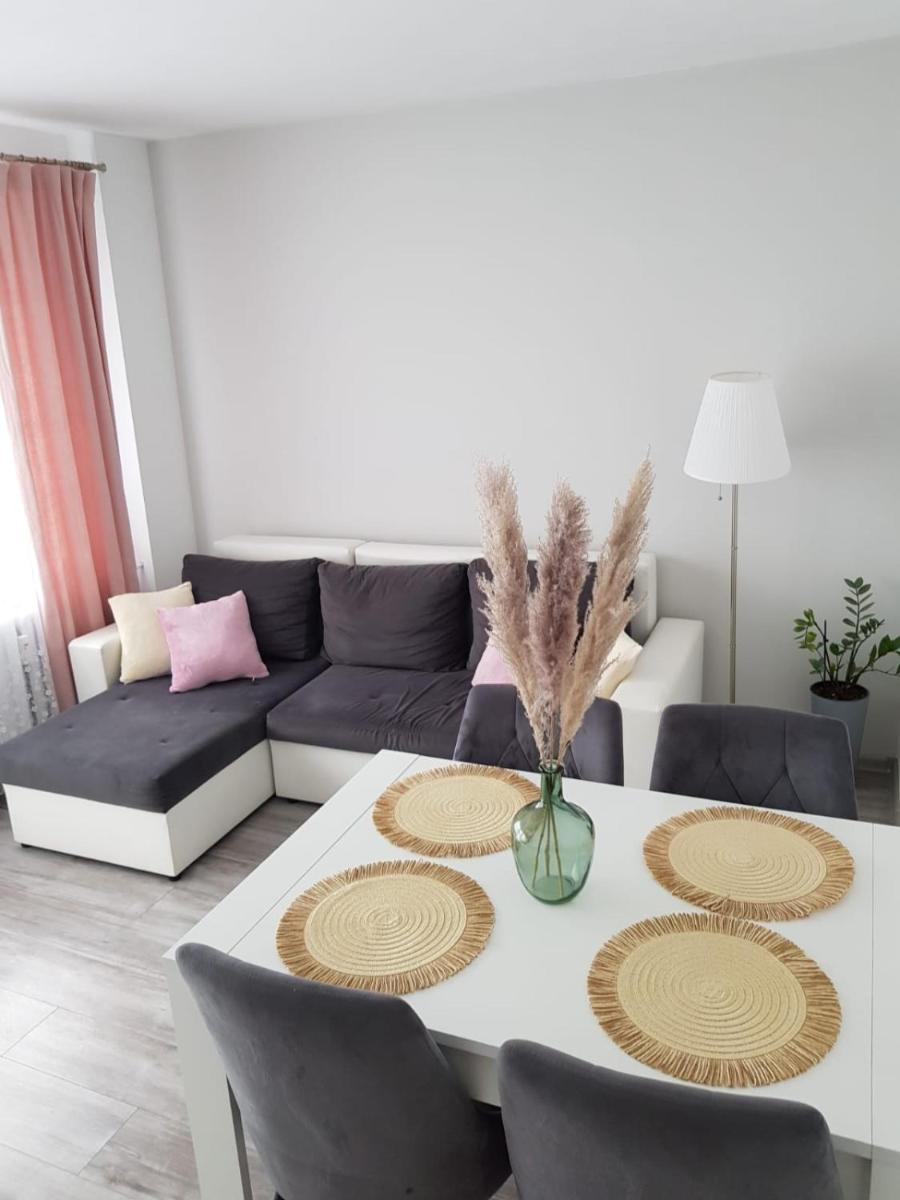 Sunny Boat Apartment - Housity