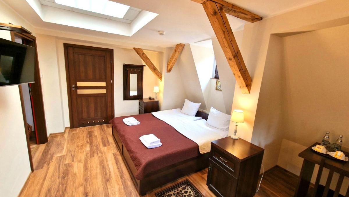 Hotel Charlotta - Housity
