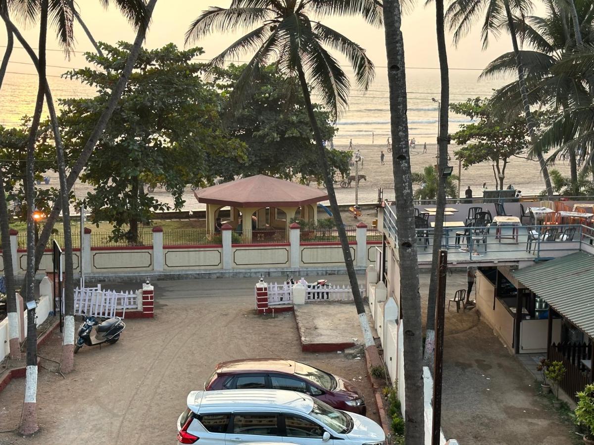 Hotel Sea Face - Housity