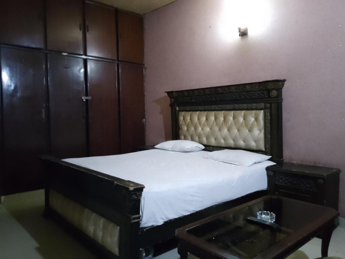 Moon Soon Hotel - Housity