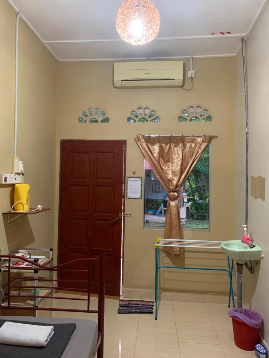 Ginger Guest Room - Housity