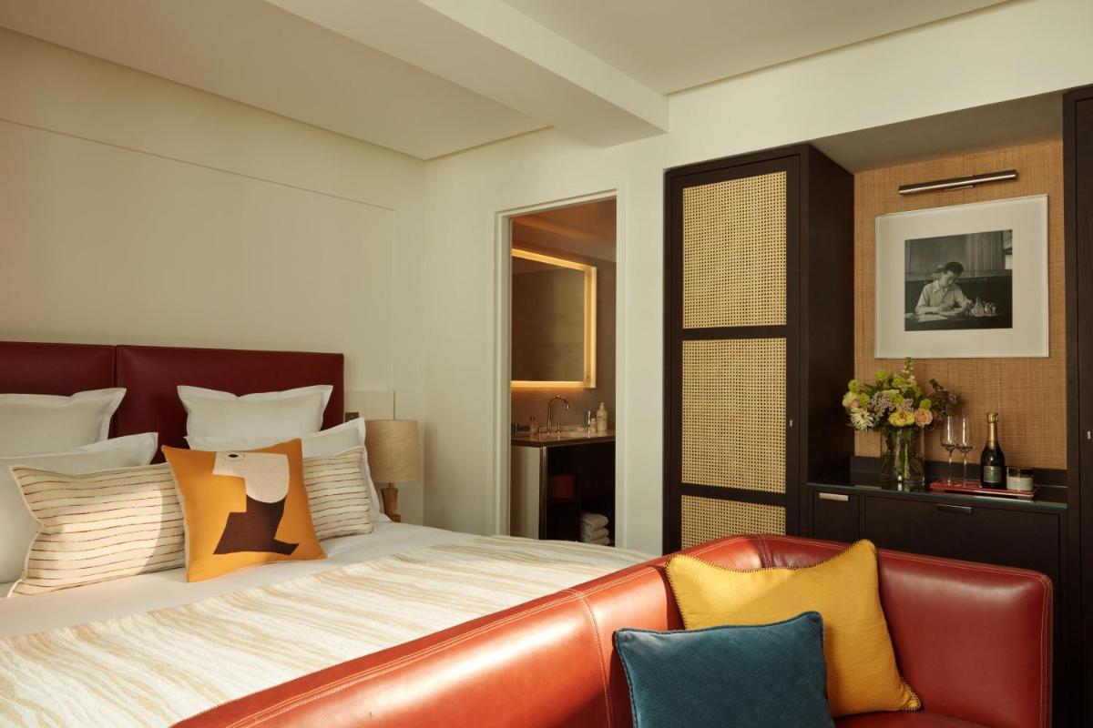 Un ou plusieurs lits dans un hébergement de l'établissement Hotel La Villa Saint Germain Des Prés