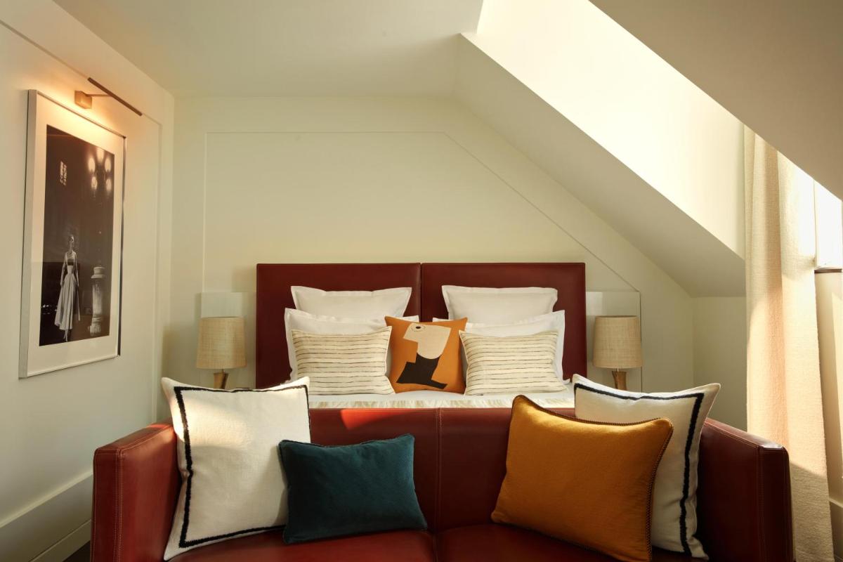 Un ou plusieurs lits dans un hébergement de l'établissement Hotel La Villa Saint Germain Des Prés