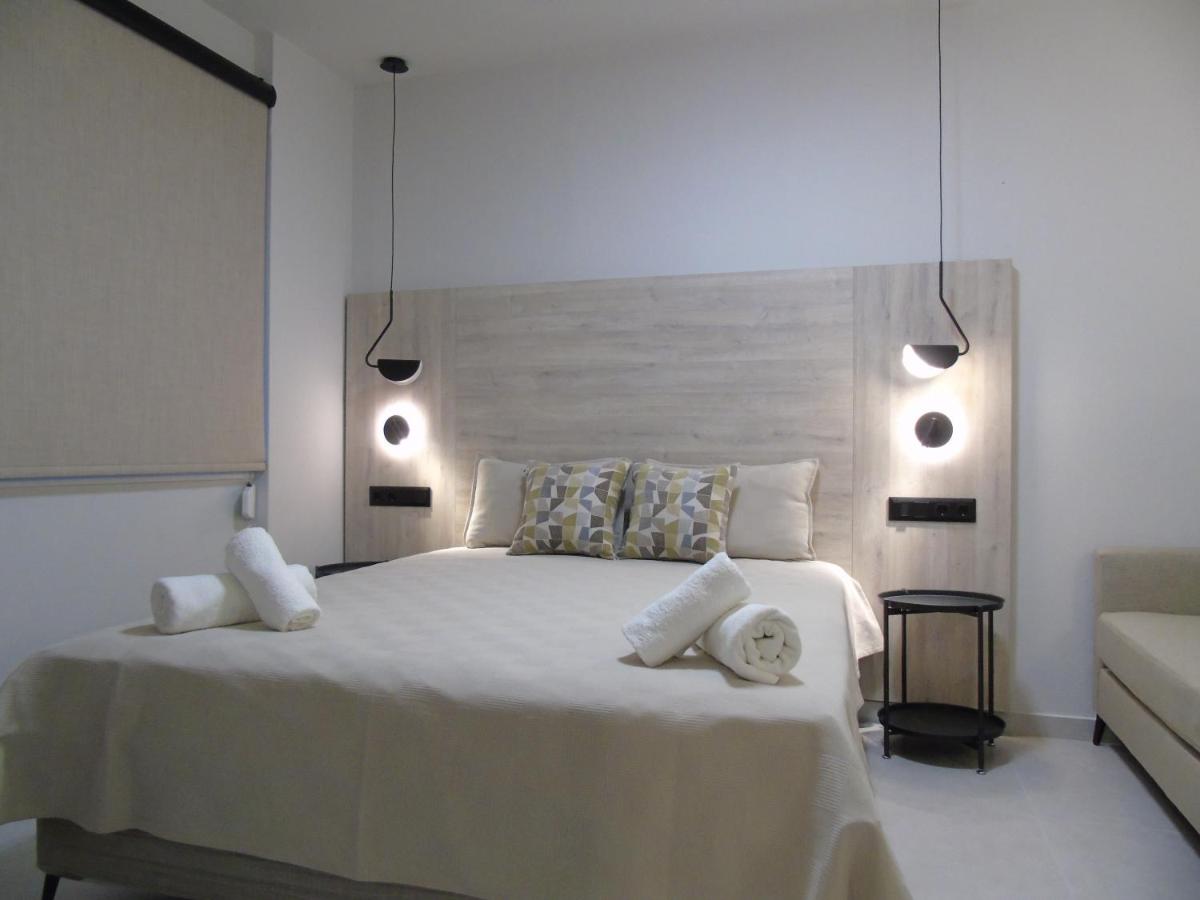 Nostos Studios Golden Beach - Housity