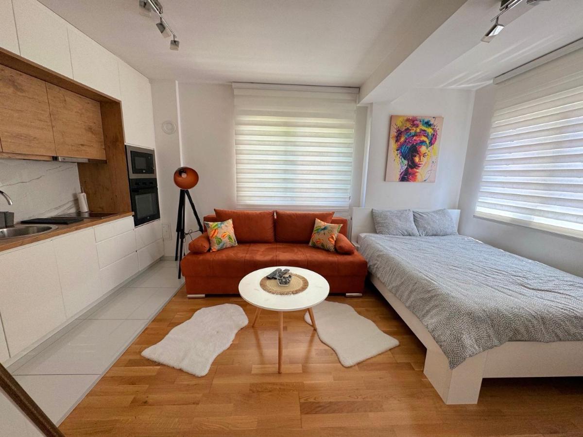Afrika Apartment - Housity