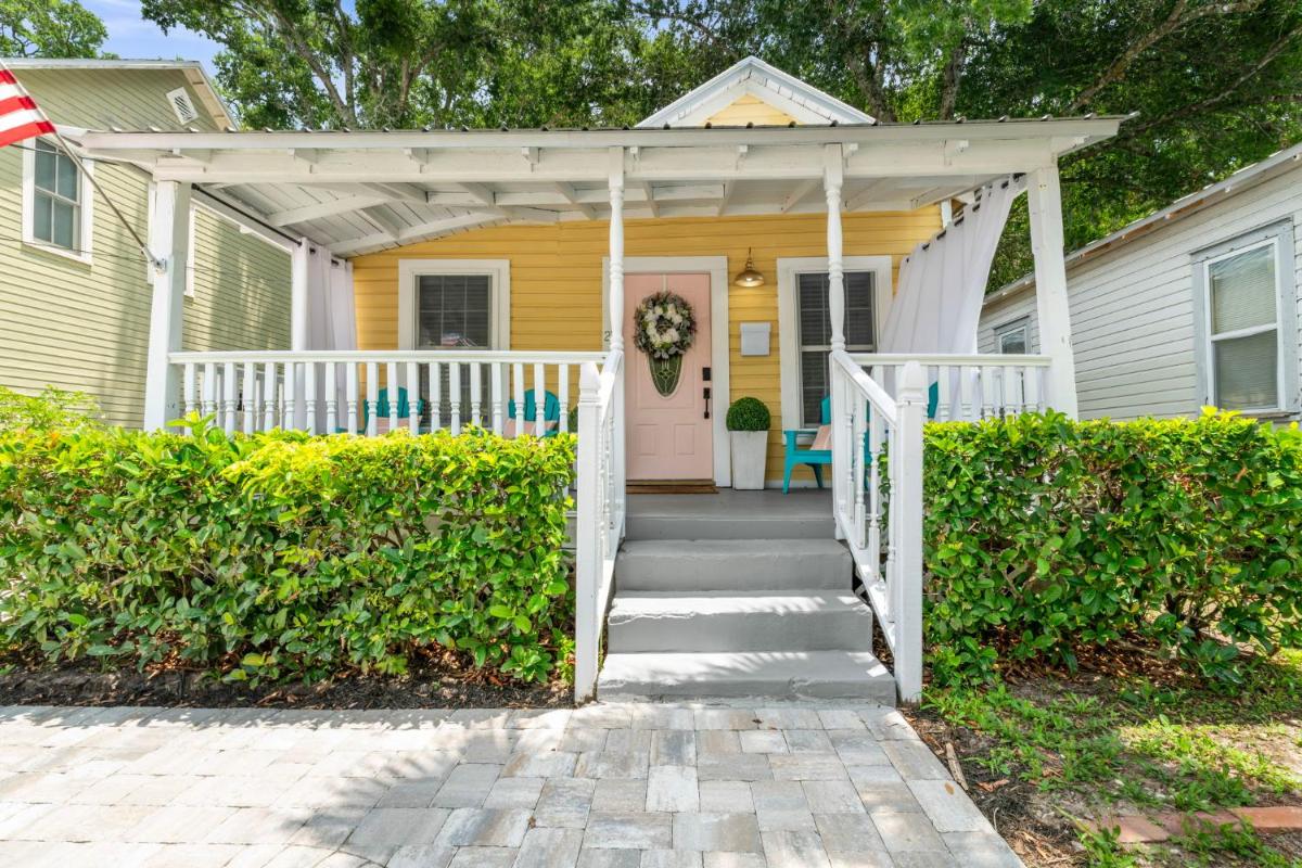 Casa Lovett - Tropical Bungalow - Housity