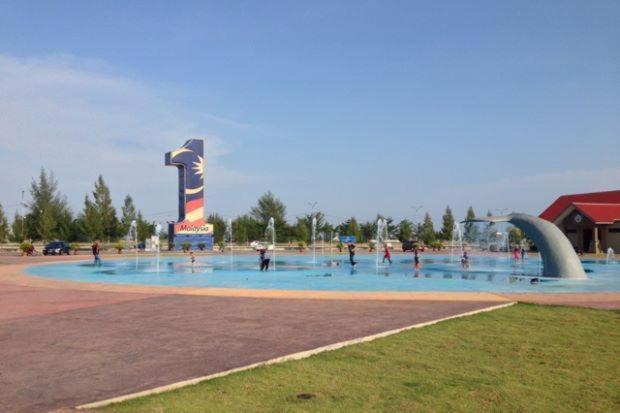 ARK Malacca Hotel - Housity