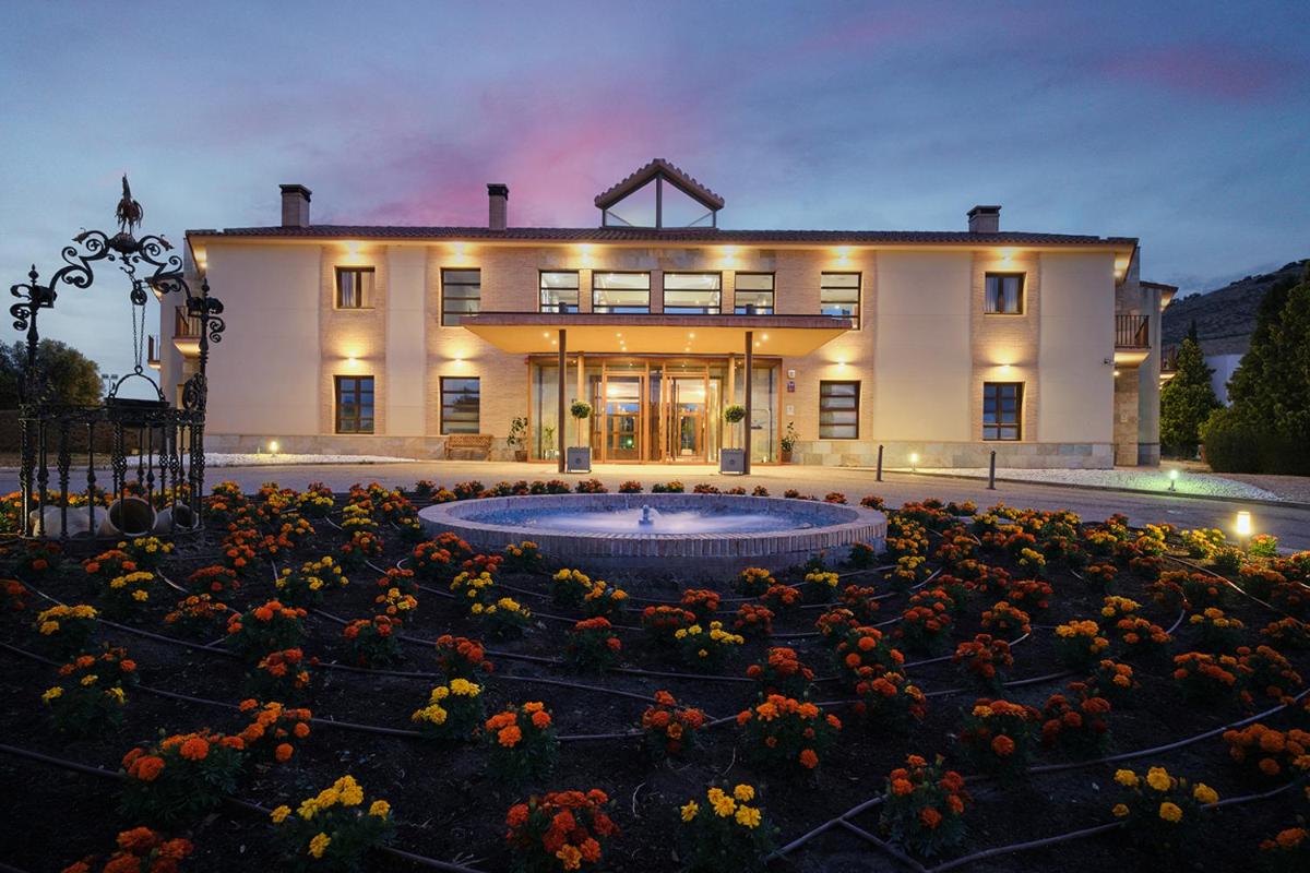 Jardín al aire libre en Hotel Spa Villa Nazules
