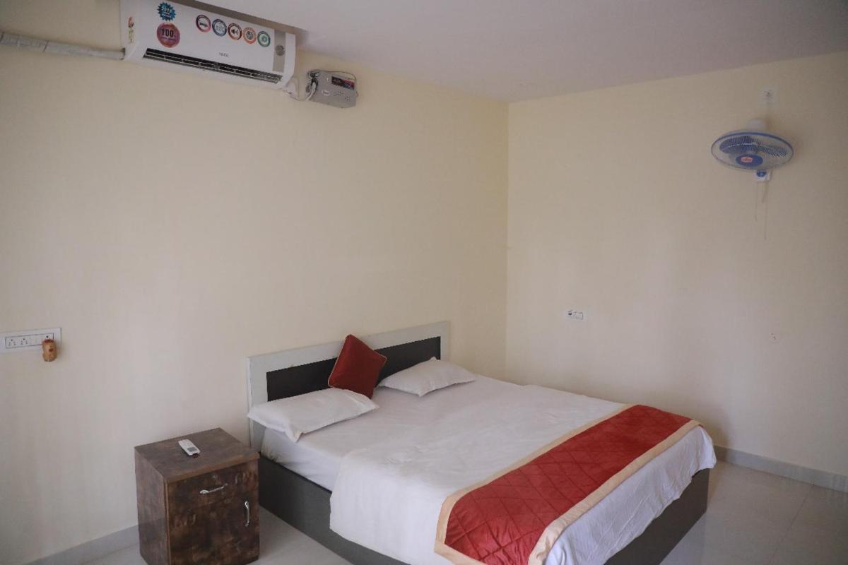 Golden Hill Resort - Housity
