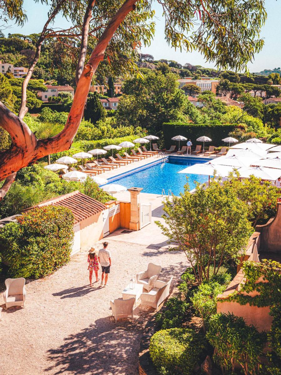 Piscine de l'établissement Hôtel La Mandarine ou située à proximité