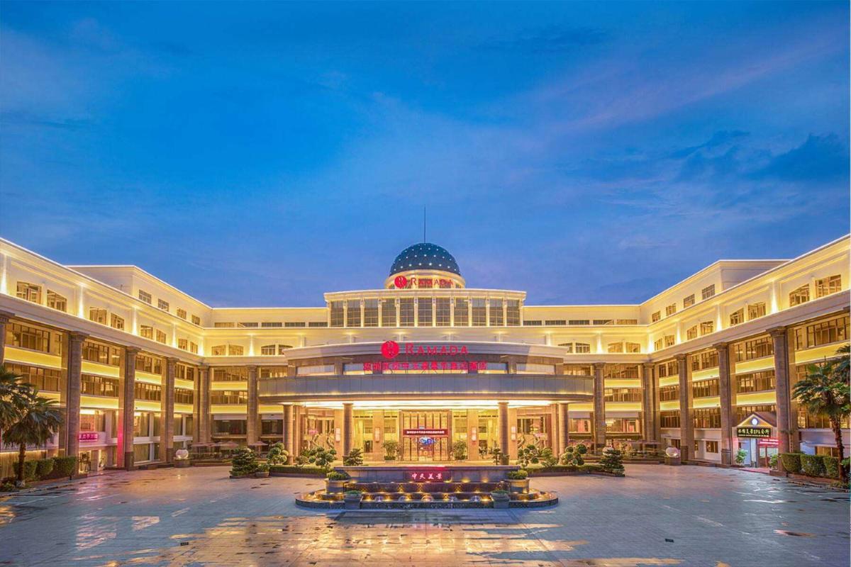 Ramada Shenzhen Baoan - Housity