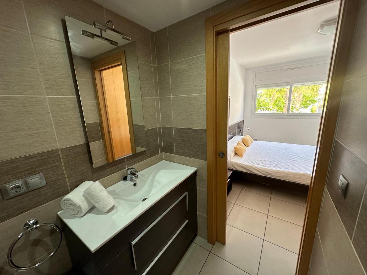 Agi Drugstore Apartments - Hizvo