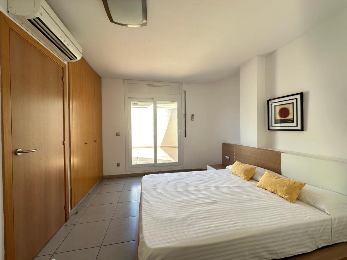 Agi Drugstore Apartments - Hizvo