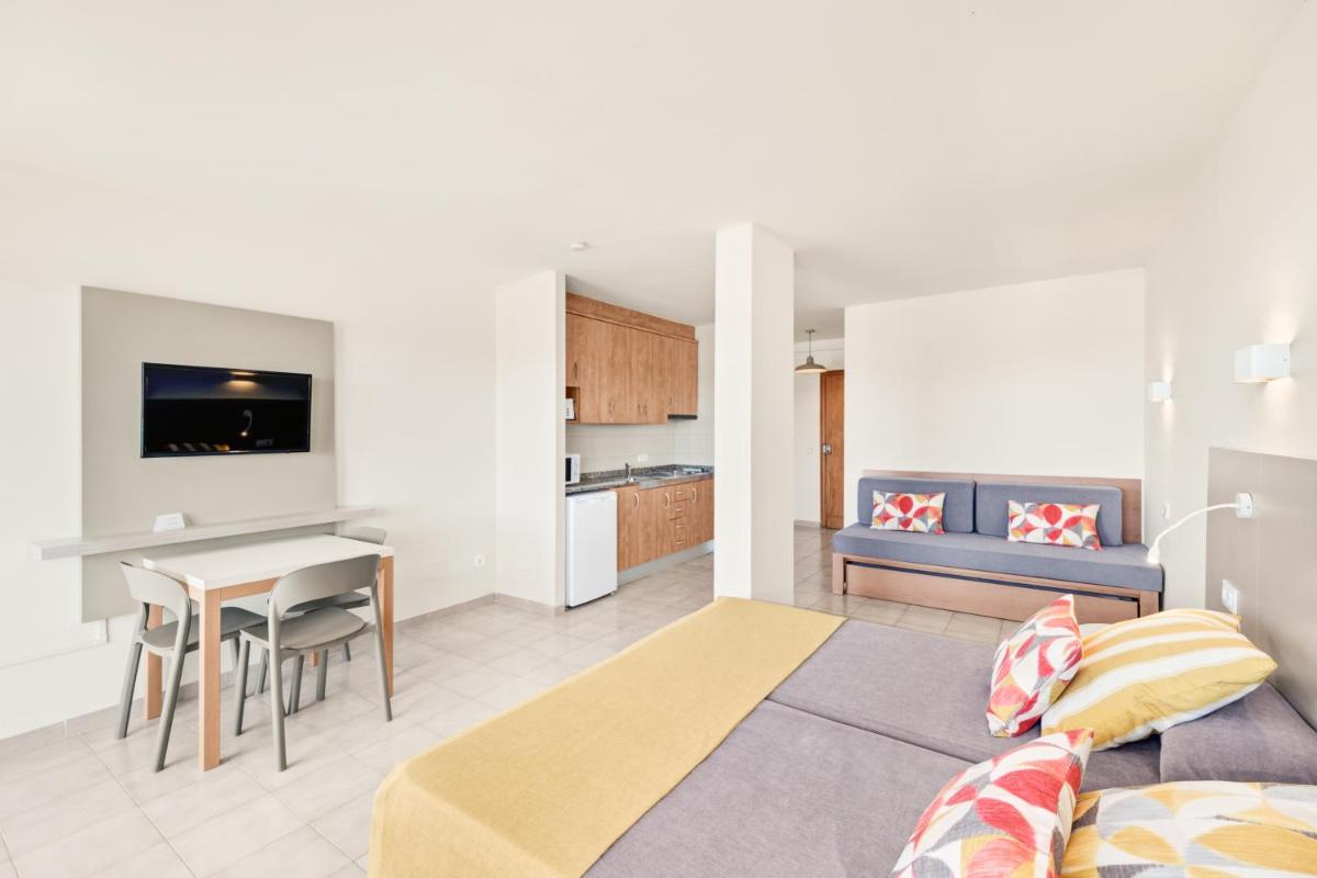 Apartamentos Vista Club - Housity