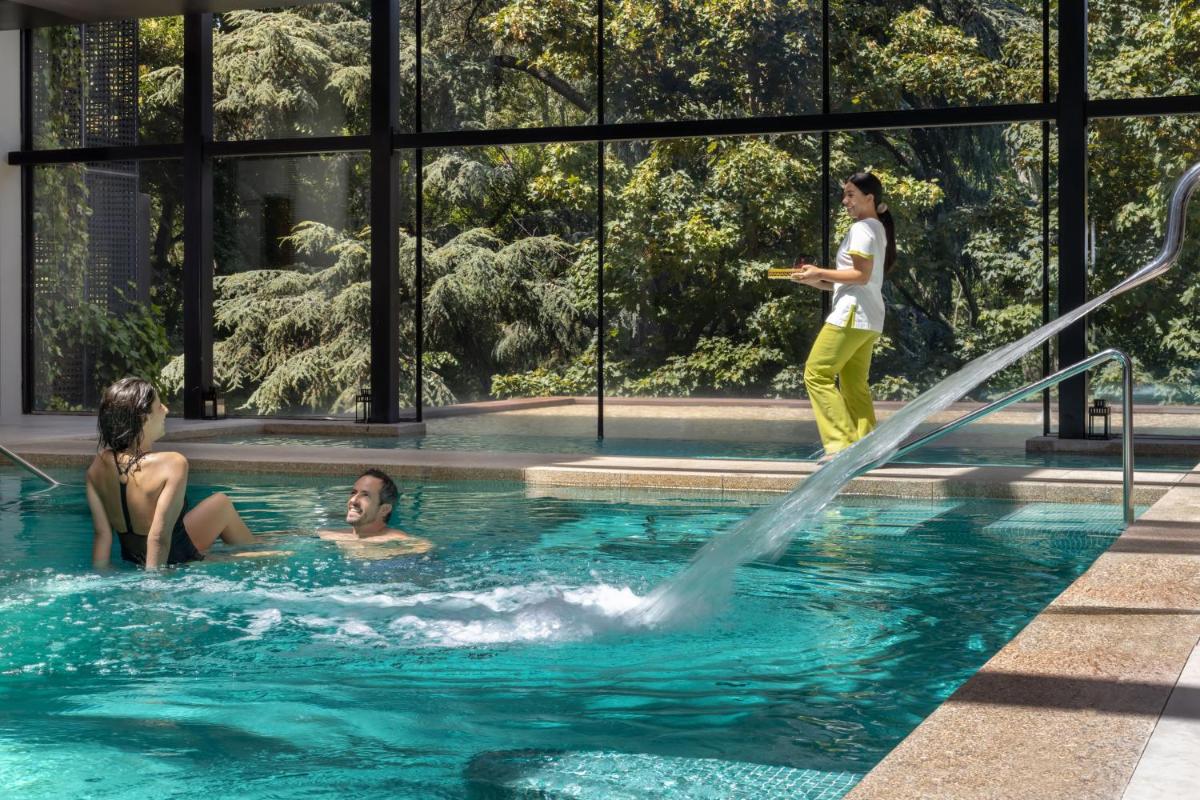 A piscina em ou perto de Six Senses Douro Valley