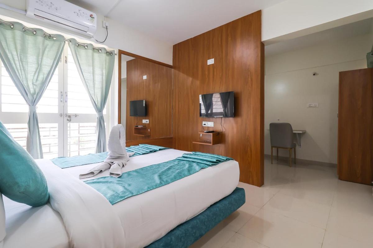 Hotel Tridents - Housity