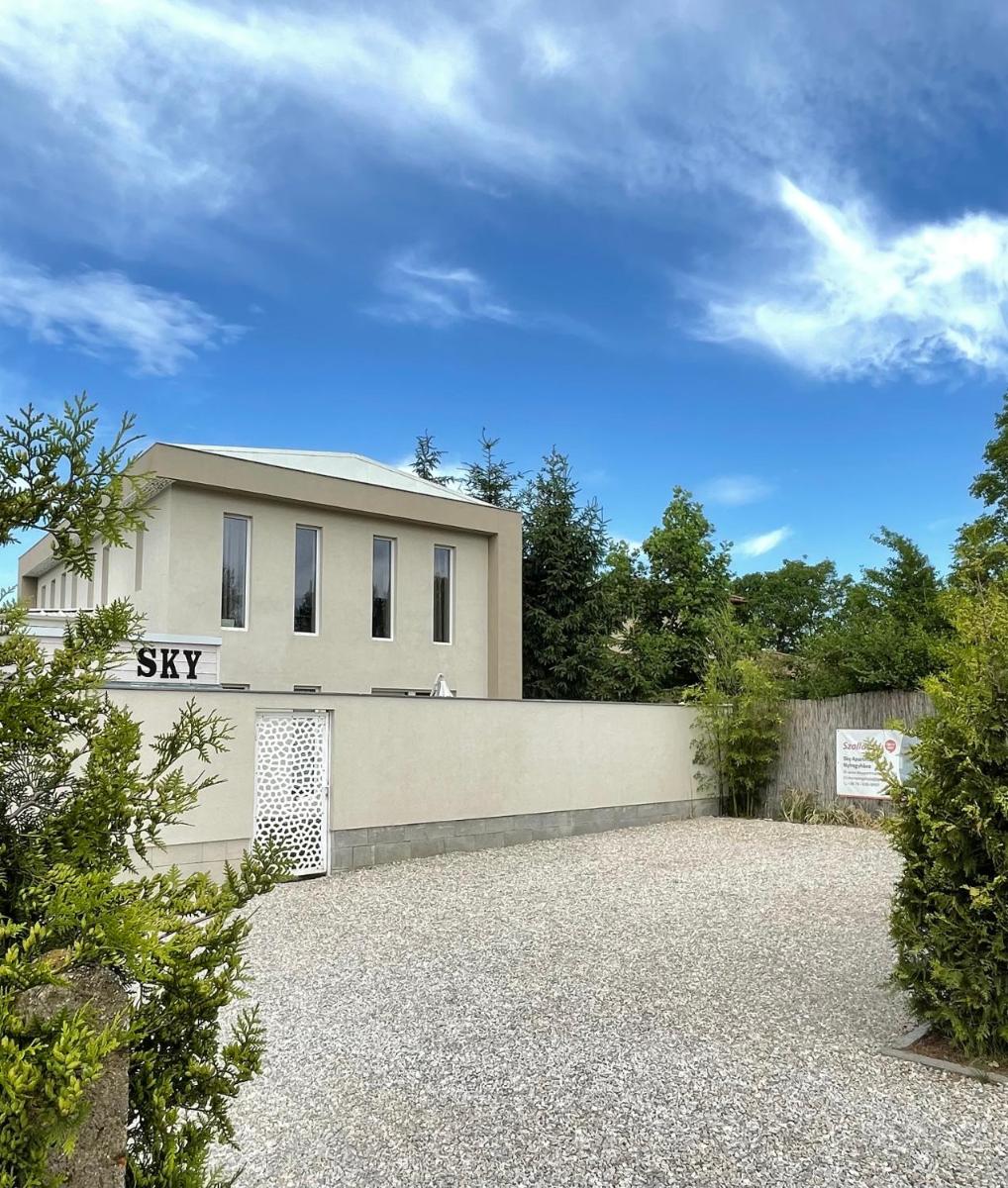 Sky Apartman - Housity