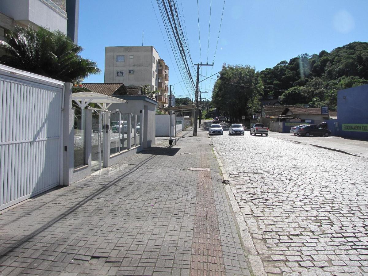 RCM Vilas - Loft mobiliado no Glória - Housity