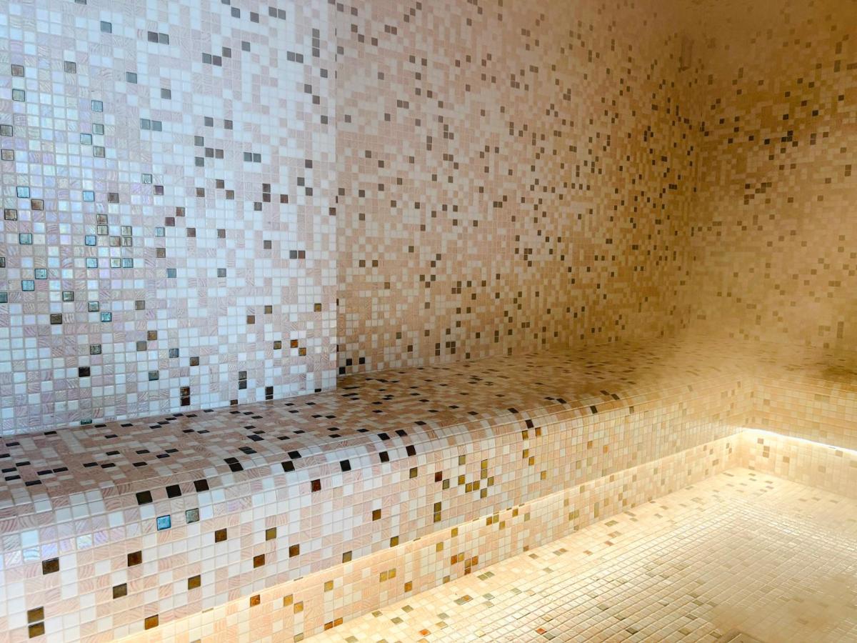 Salle de bains dans l'établissement Relais et Châteaux Thalasso & Spa Ile de la Lagune