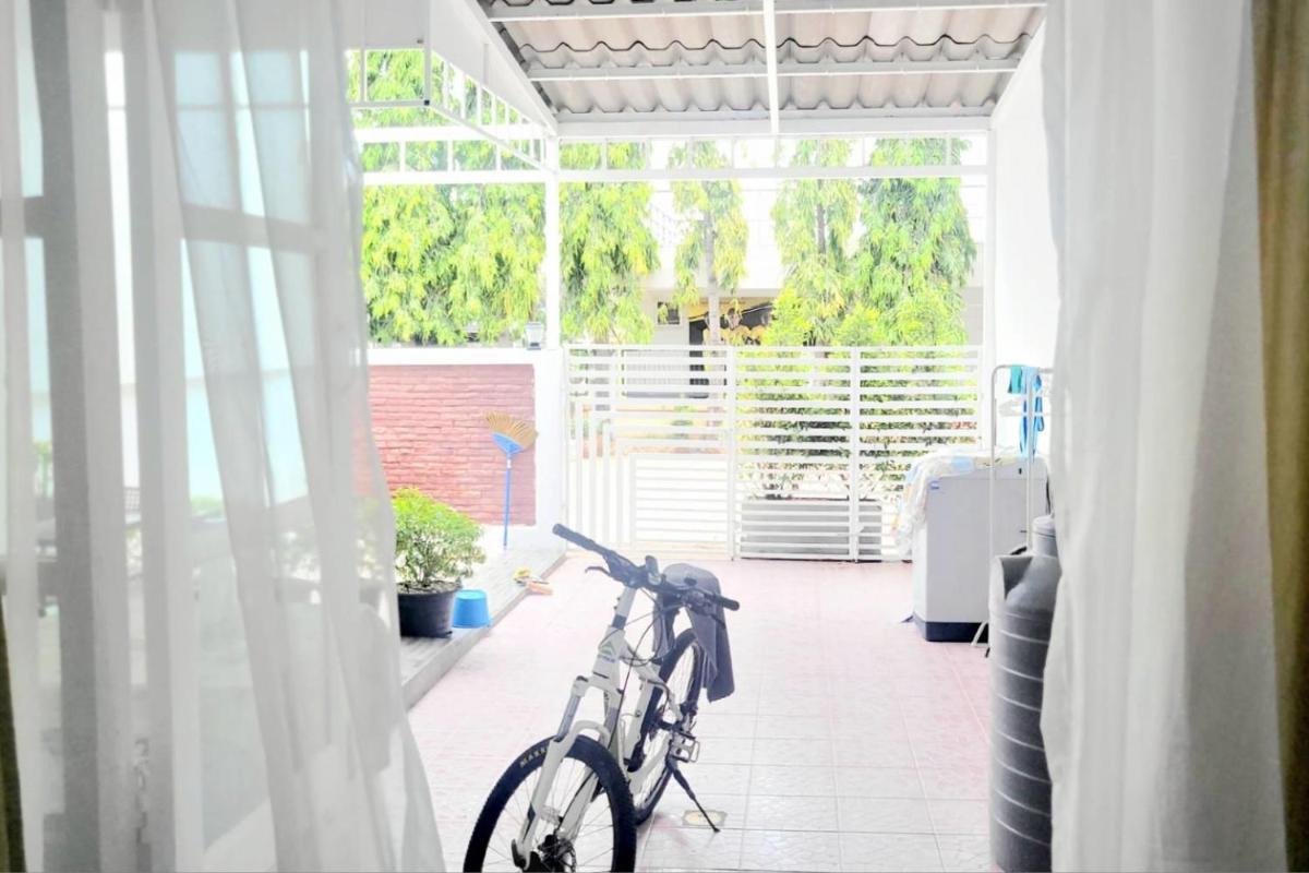 Home Sawasdee 2, ใกล้Safari world - Housity