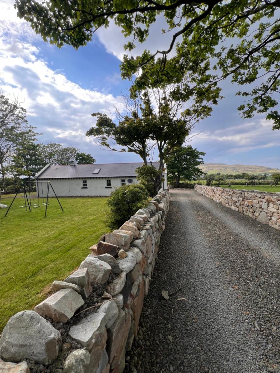 Mia's Self Catering Holiday Cottage Donegal - Housity
