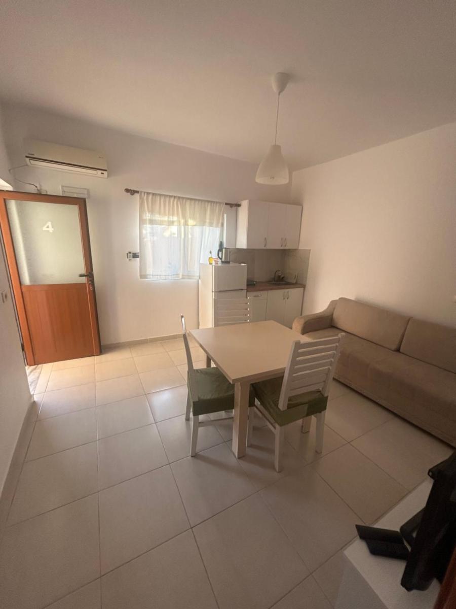 Villa B&E 2 - Housity
