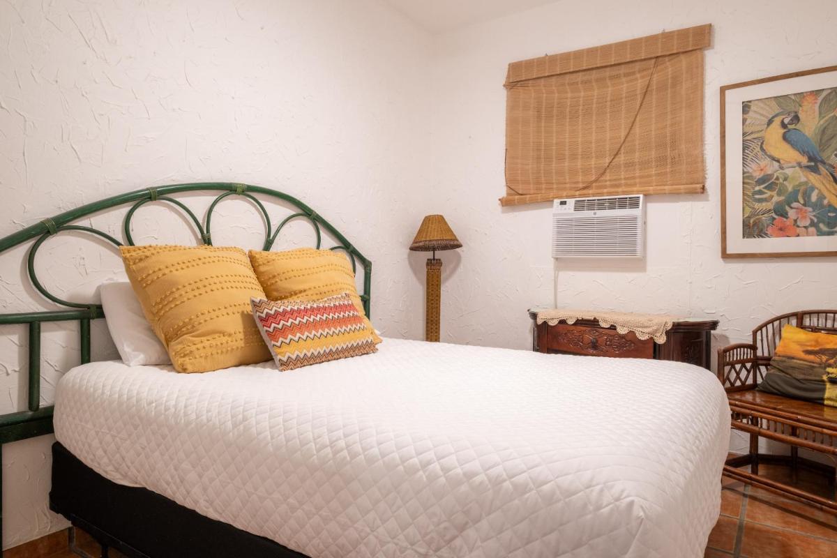 Suitetrails - Beach Pad w Patio, walk to everything! GEN AC - 20 Down