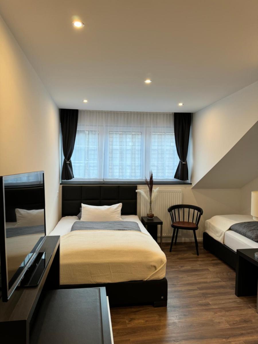 Hotel zum Rittersprung - Housity