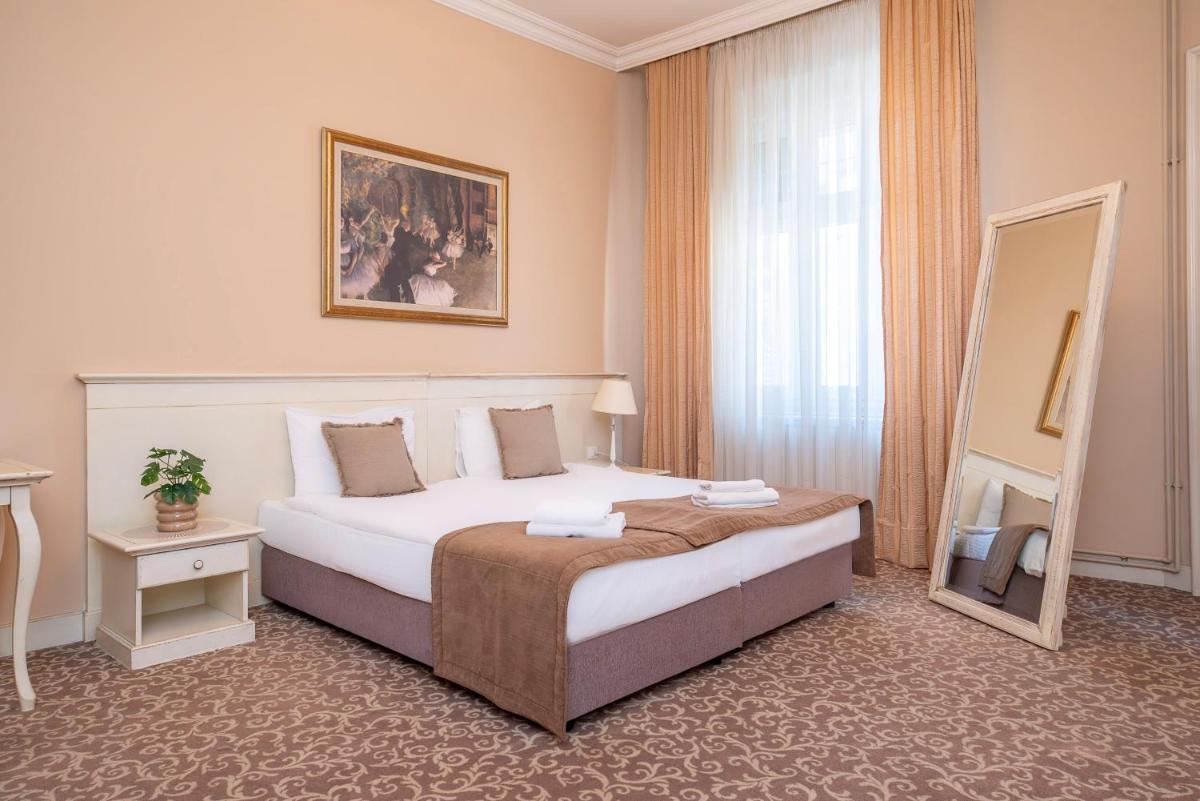 Top Central Rooms - Housity