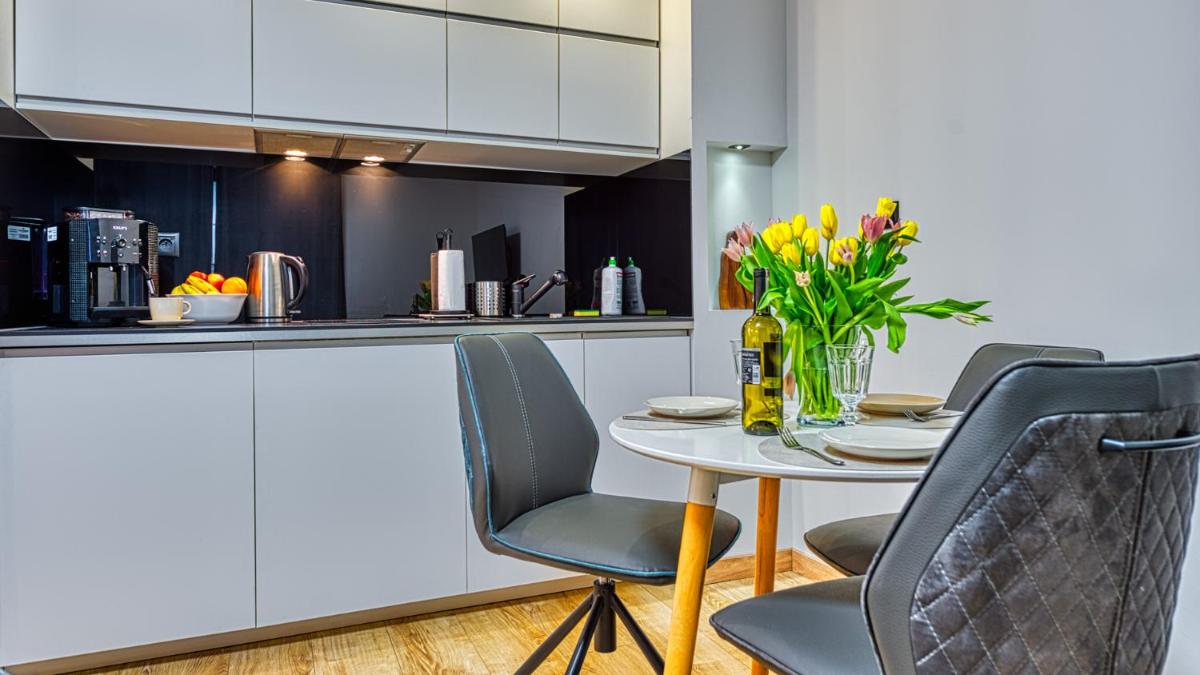 Apartament ZŁOTY Liść blisko Norweskiej Polany - 5D Apartamenty - Hizvo