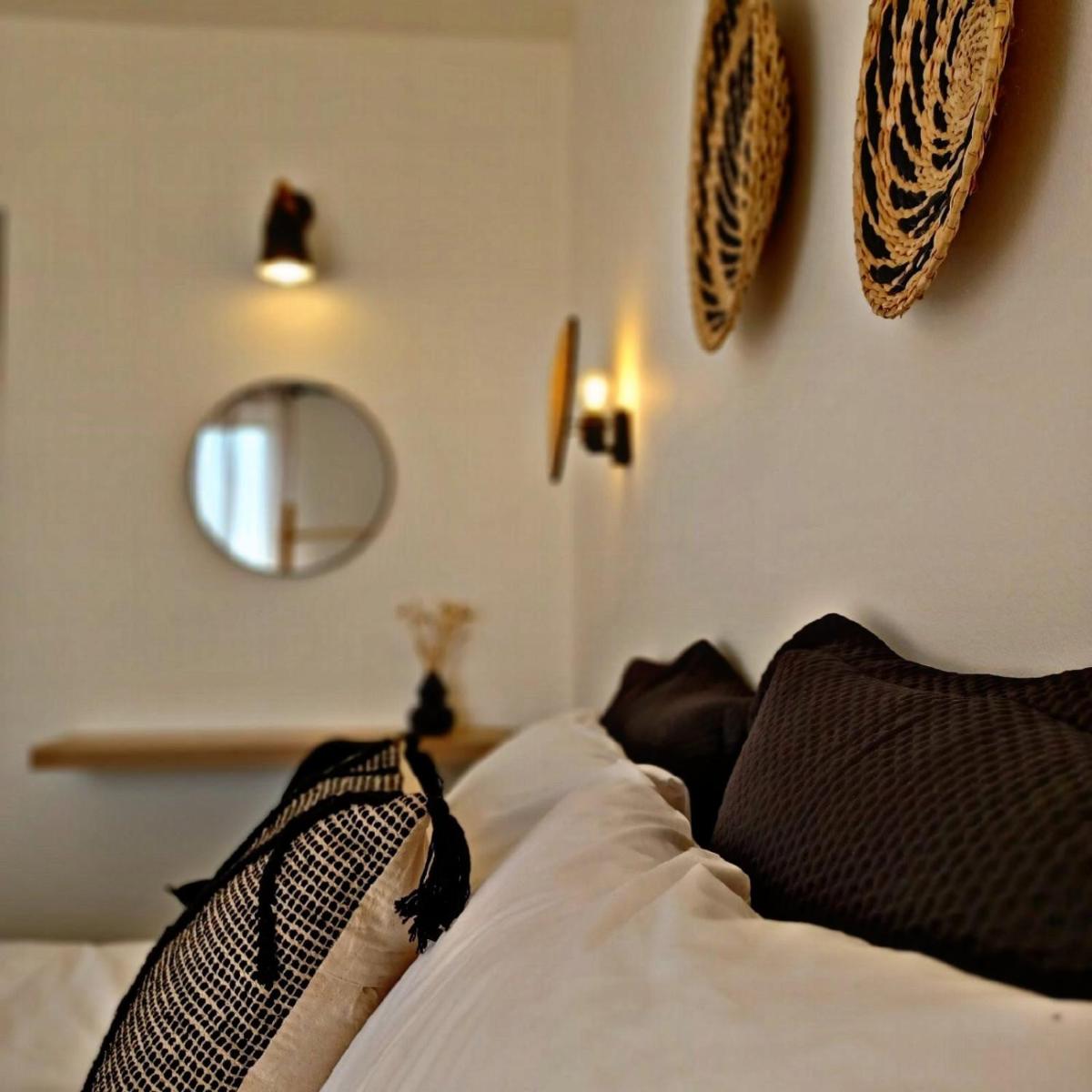 nisaki rooms & apartments - Housity