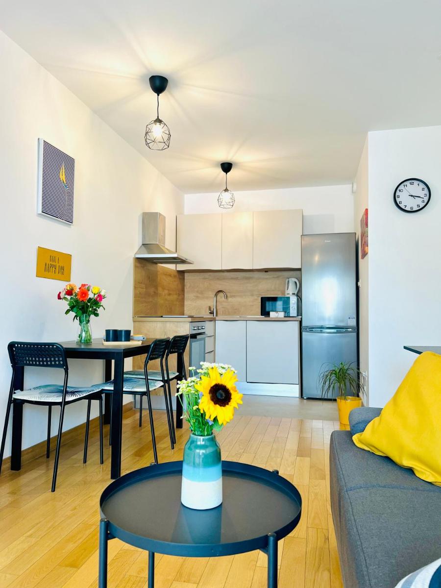 Almond 1 - Free Parking - Housity