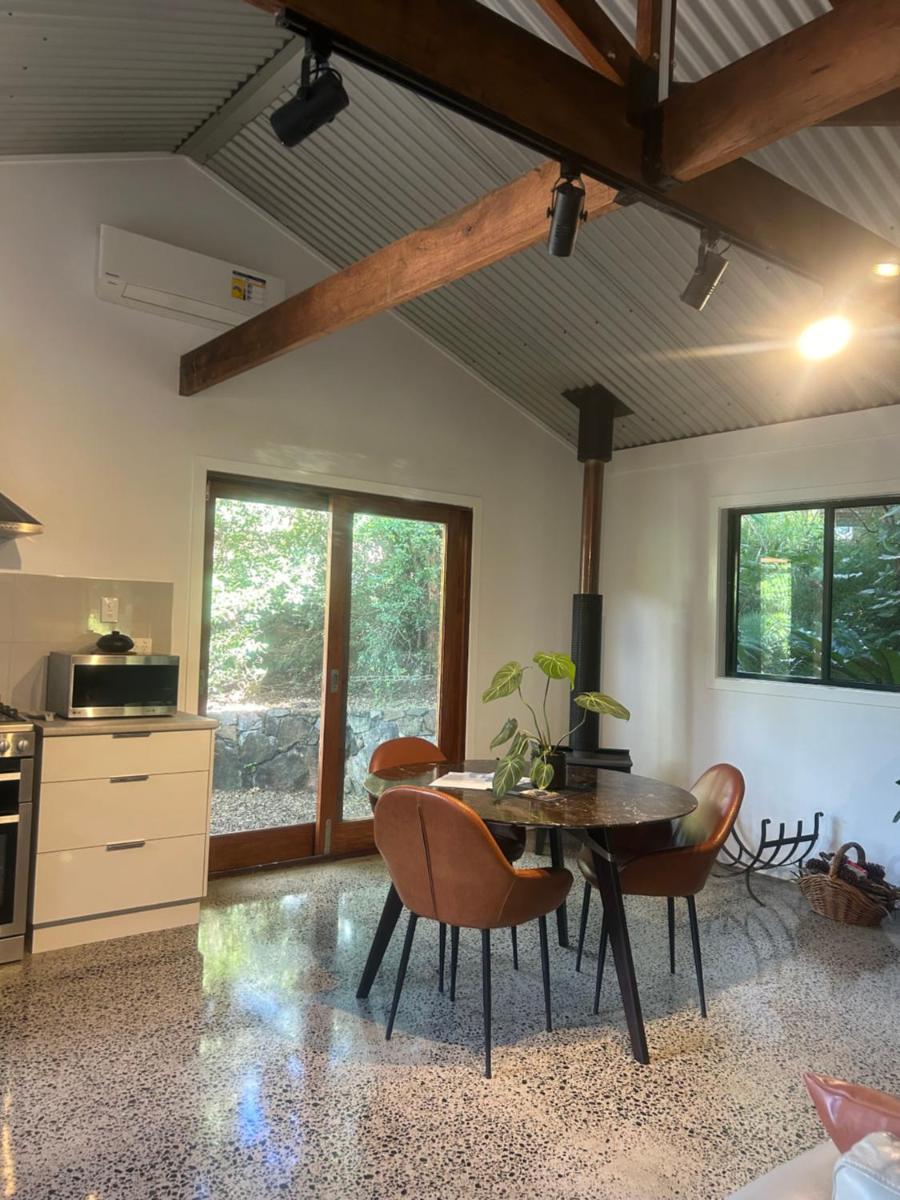Studio@Mimburi. Eco-luxe studio and amazing views! - Housity