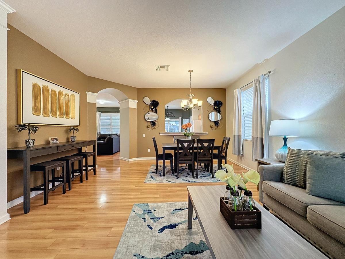 Disney World Vacation.. Luxury 6 BR/4 BA 5 Star Villa - Housity