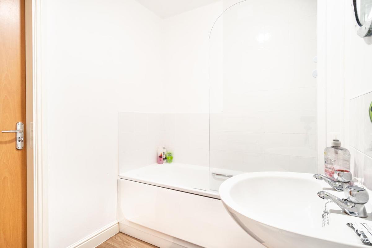 Cocoon- A cozy retreat - Housity
