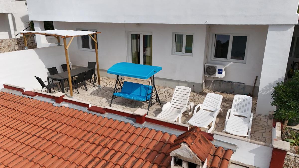 Suitetrails - Apartments Peronja Jelsa Seafront