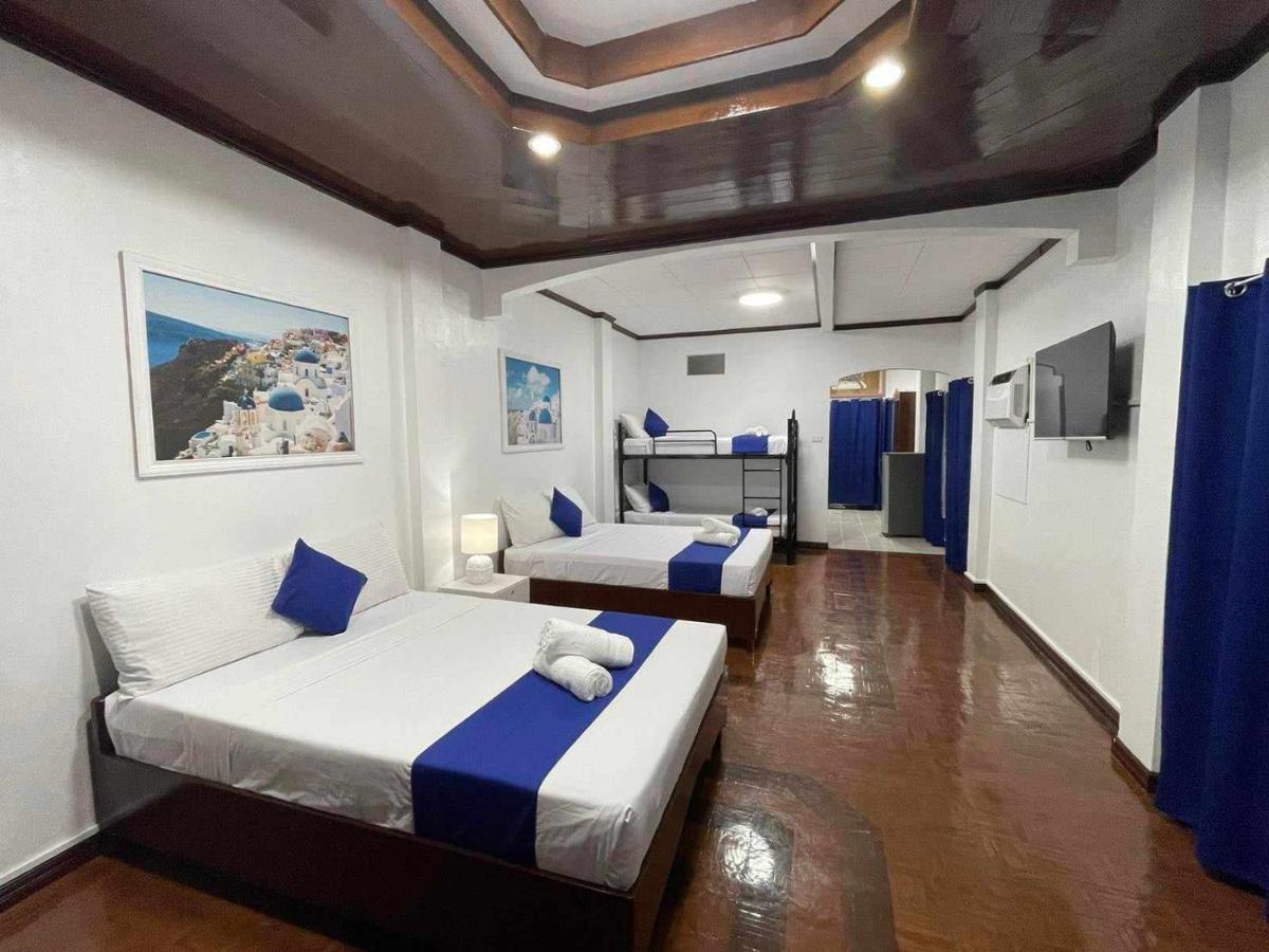 Rockwalled Adventure Resort by Hiverooms - Housity